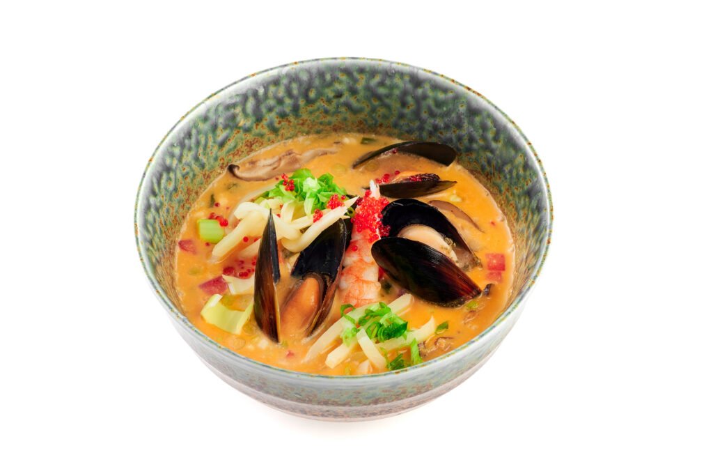 TOM YUM SU JŪROS GĖRYBĖMIS